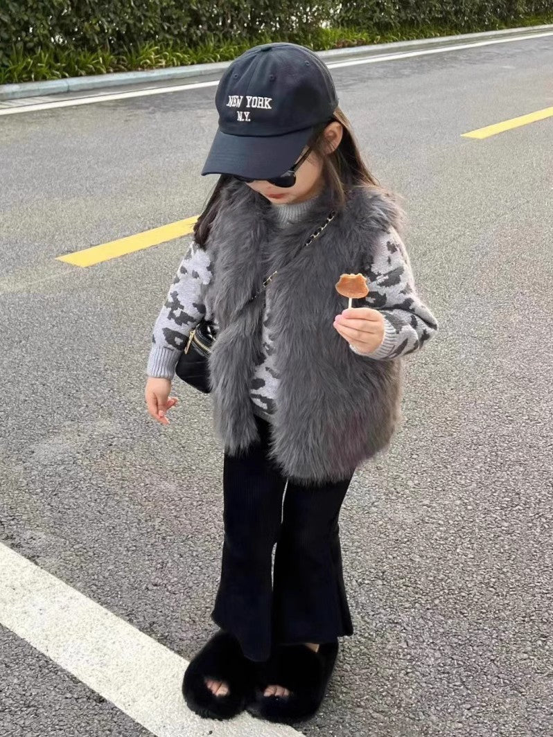 Children's Fur Vest Resembling A Fox