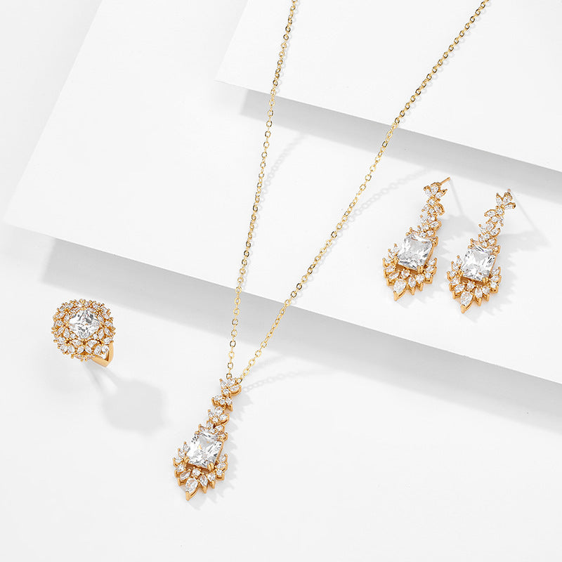 Lady Temperament Shining Zircon Necklace