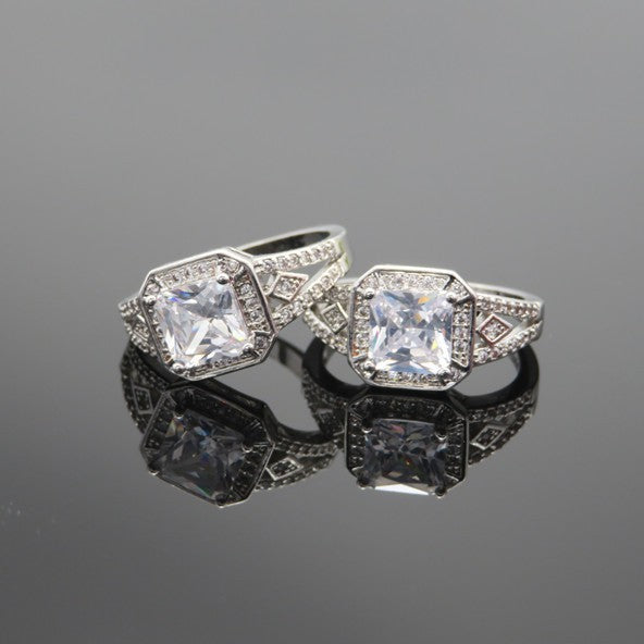 Zircon Ring Women's High-grade Hollow Ornament