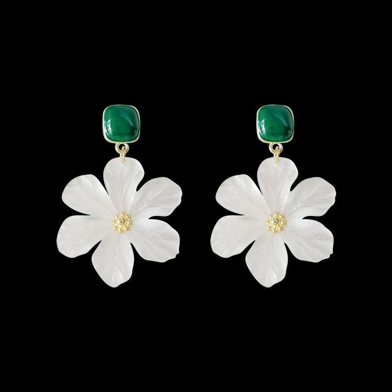 Sterling Silver Needle Flowers Sweet Earrings New