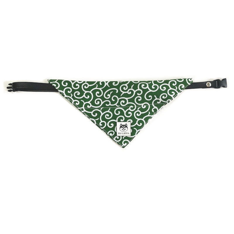 Japanese Tang Grass Pattern Dog Triangular Binder