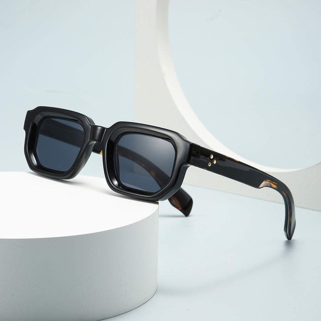 Women's Narrow Frame Vintage Sunglasses
