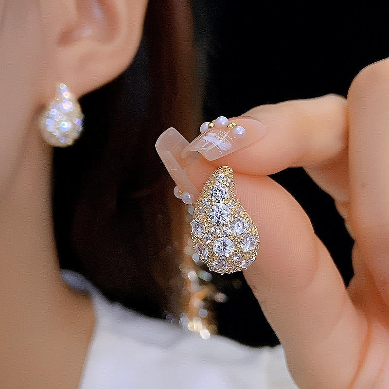 Retro Super Shiny Crescent Water Drop Zircon Temperament Silver Ear Studs Female Earrings