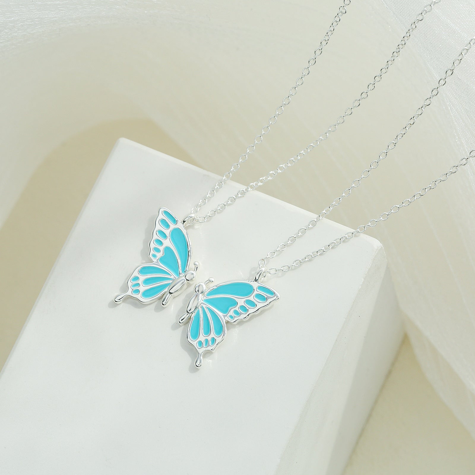 Women's Double Butterfly Drip Oil Pendant Necklace