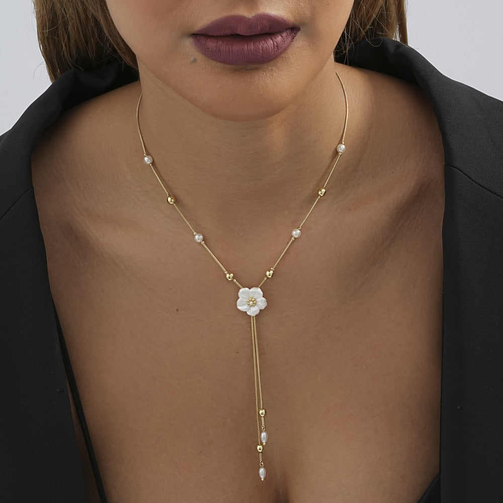 Resin All-match Flowers Asymmetric Tassel Pendant Necklace