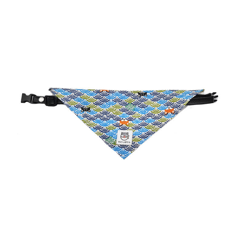 Japanese Tang Grass Pattern Dog Triangular Binder