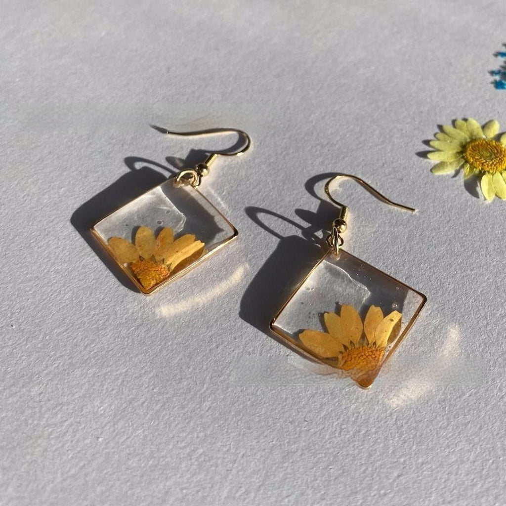 Personalized Trendy Embossed Chrysanthemum Jewelry Women's Earrings