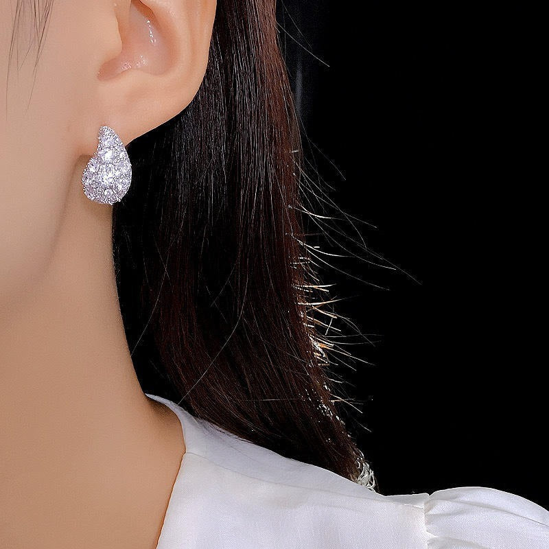 Retro Super Shiny Crescent Water Drop Zircon Temperament Silver Ear Studs Female Earrings
