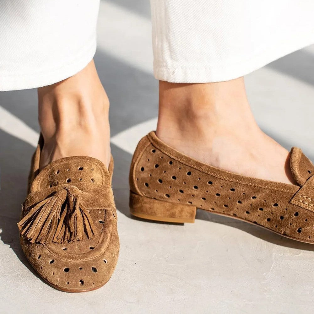Retro Closed Toe Suede Tassel Brown Shoes
