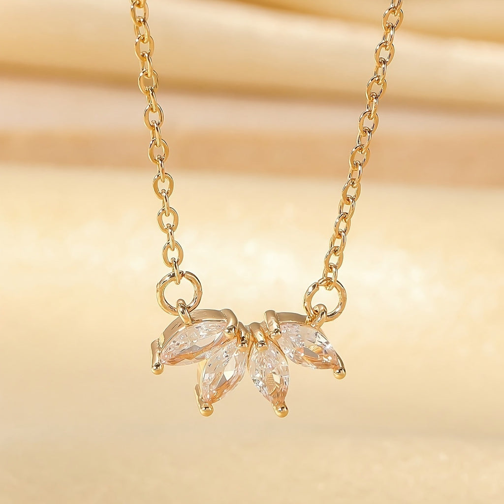 Rhinestone Leaf Necklace For Women Fashion Minority Design