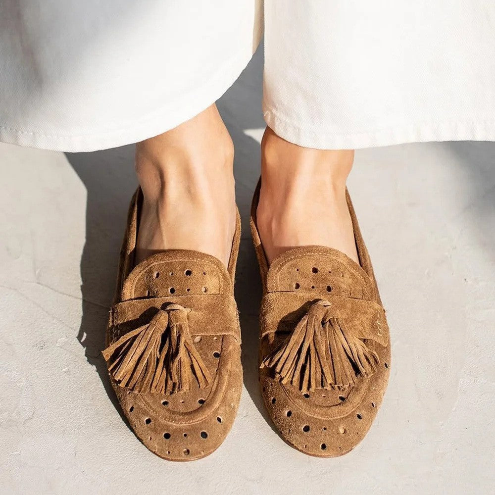 Retro Closed Toe Suede Tassel Brown Shoes