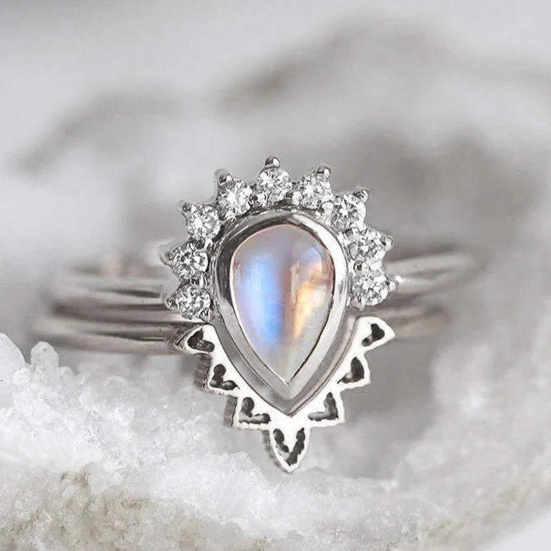 European And American Court Scenery Water Drop Geometry Ring