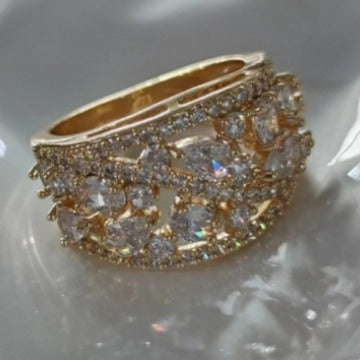 Women's Round Hollow Fashion All-Match Ring