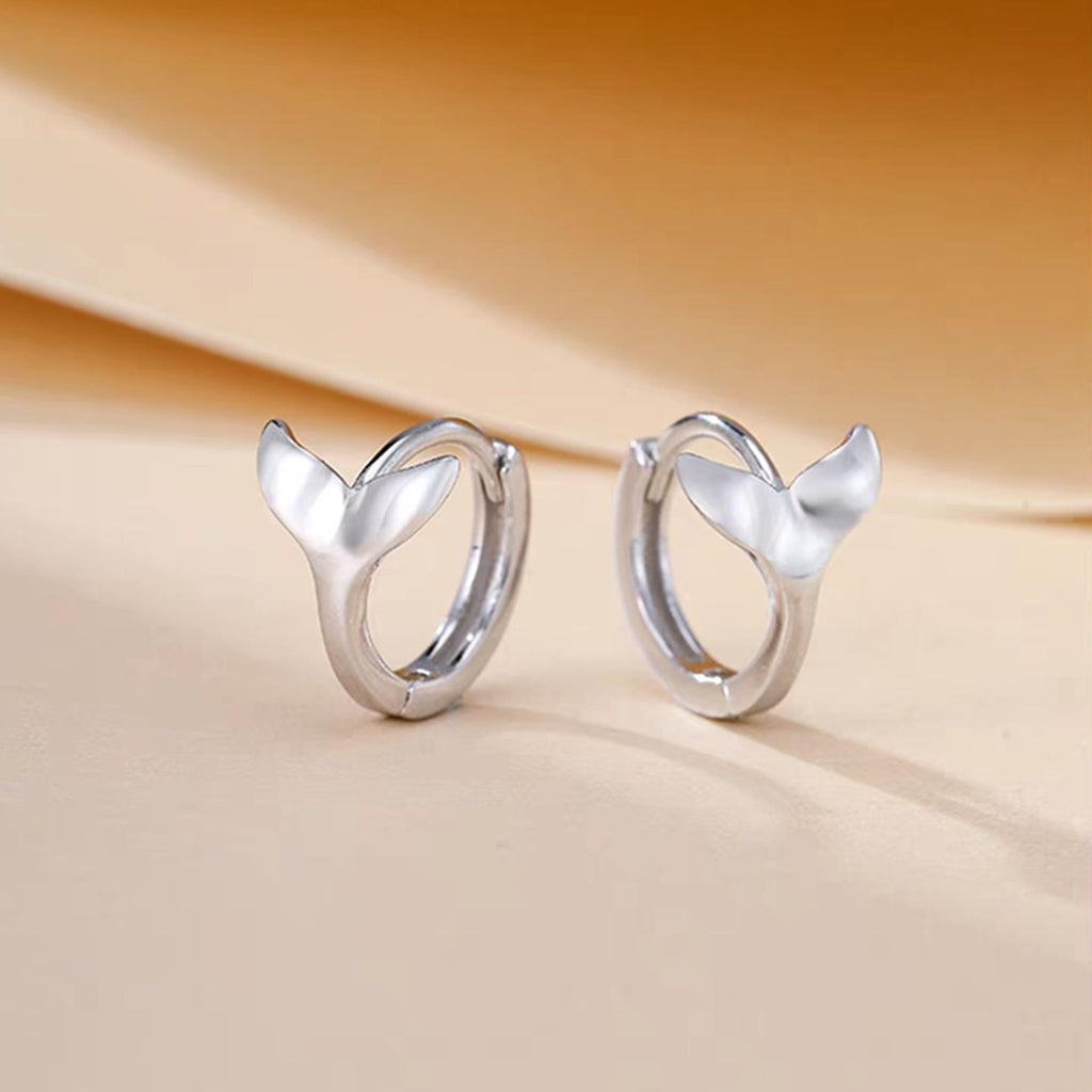 Women's Fashion Fishtail All-match Simple Earrings