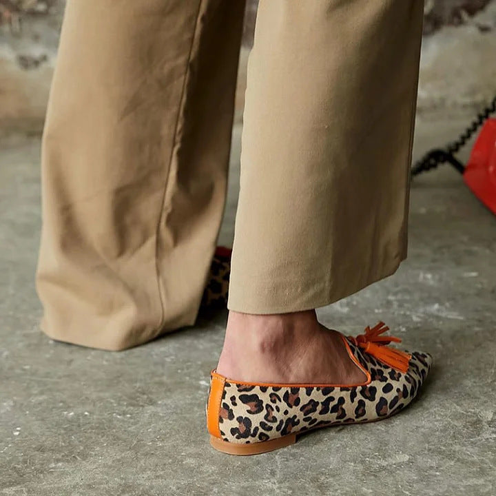 Pointed Toe Shallow Mouth Contrast Color Pointed Leopard Print Loafers Women