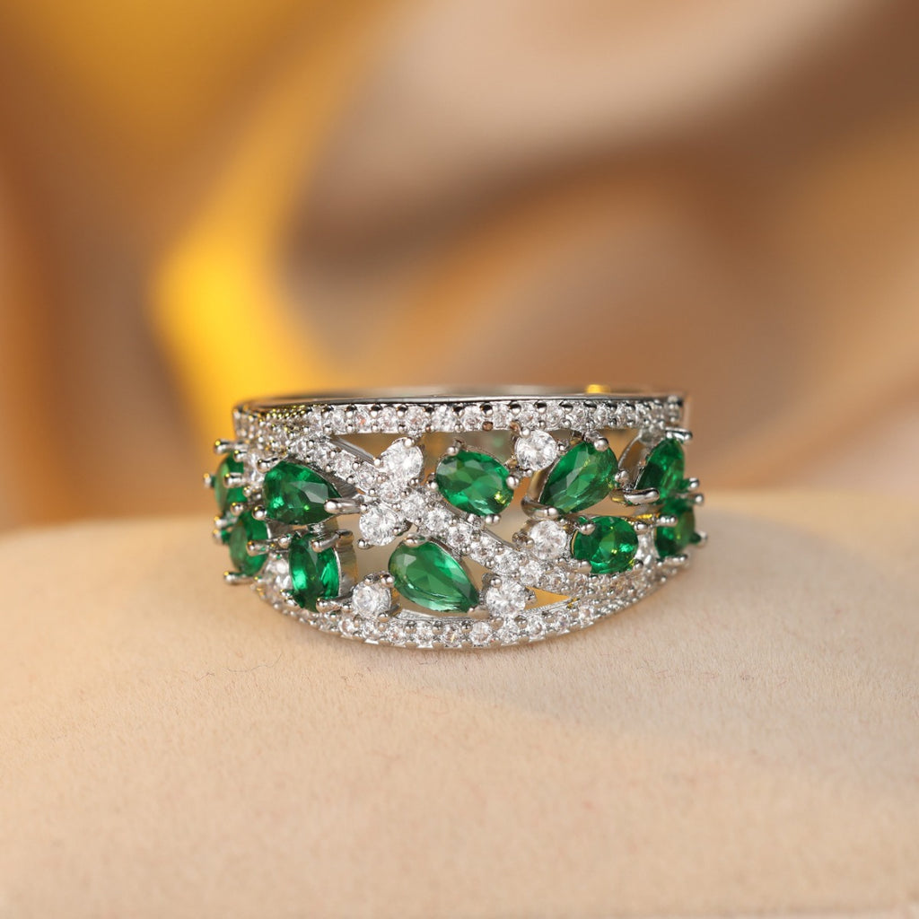 Women's Round Hollow Fashion All-Match Ring