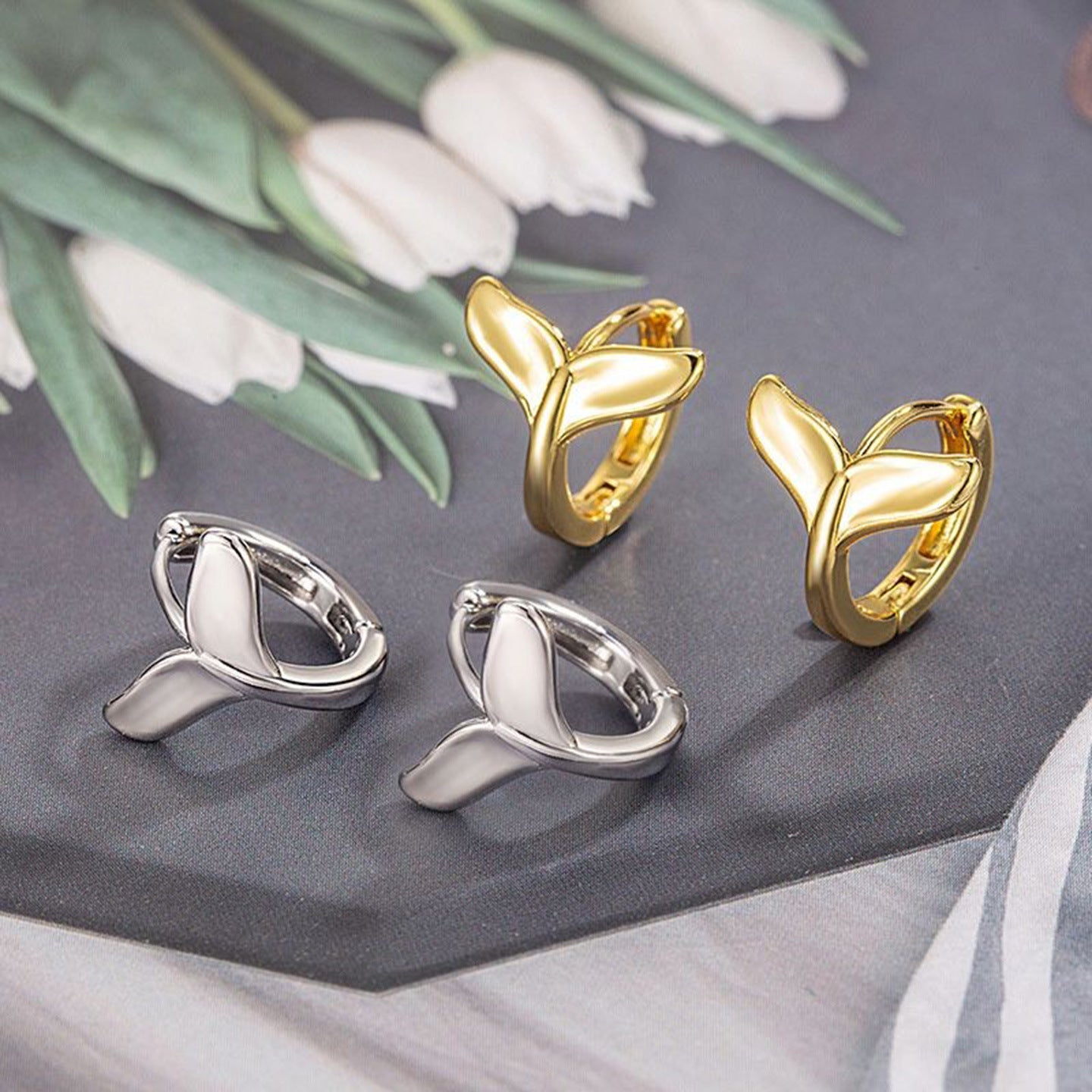 Women's Fashion Fishtail All-match Simple Earrings