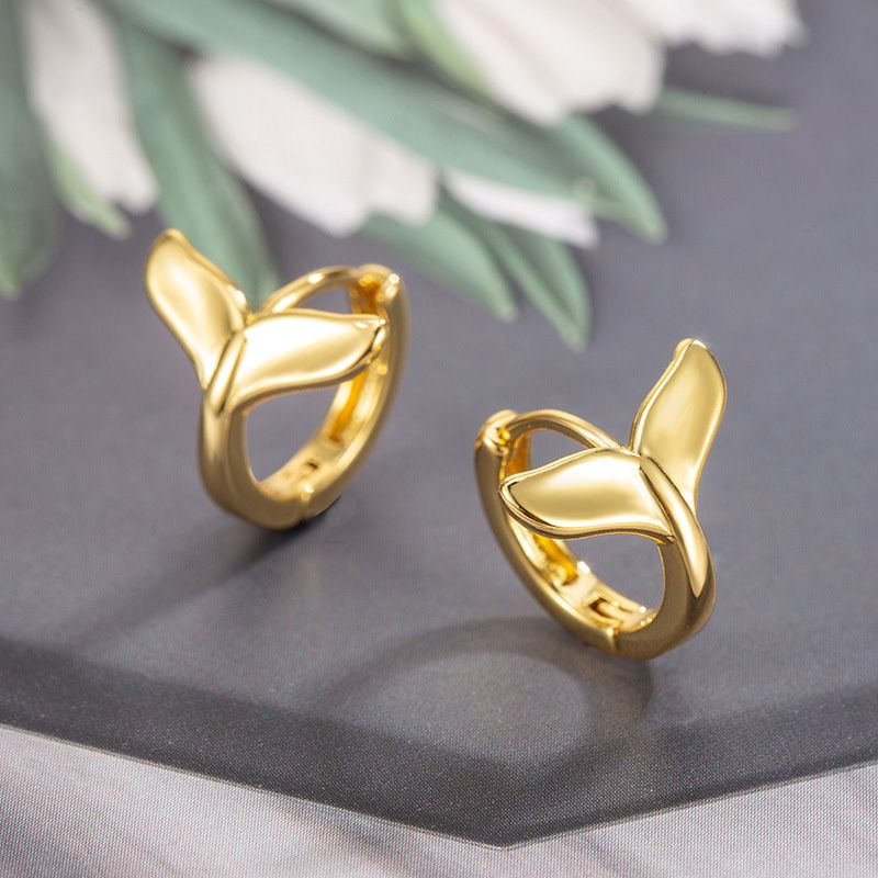 Women's Fashion Fishtail All-match Simple Earrings