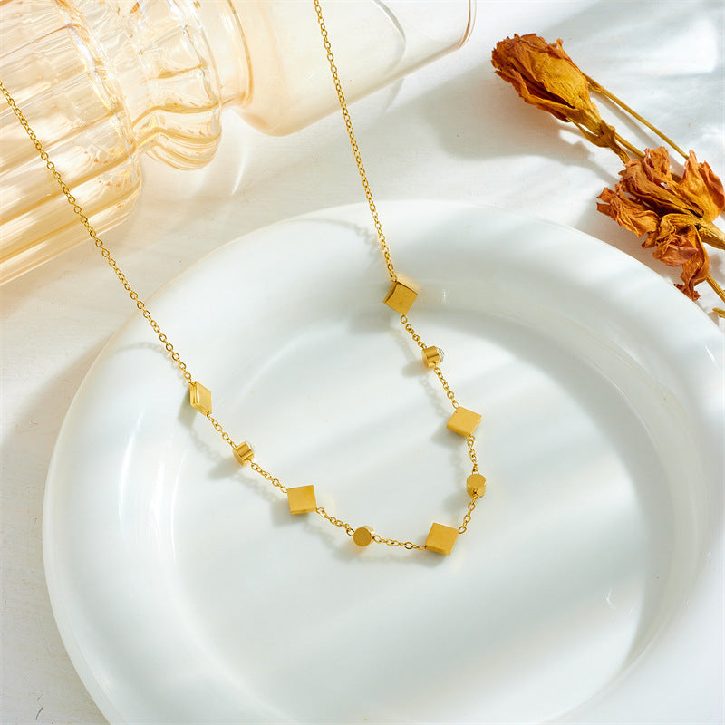 Stainless Steel Cube Emerald Zircon Personality Simple Niche Does Not Fade Necklace