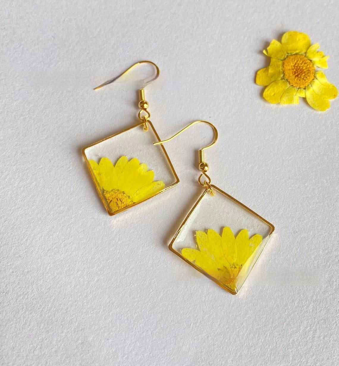 Personalized Trendy Embossed Chrysanthemum Jewelry Women's Earrings