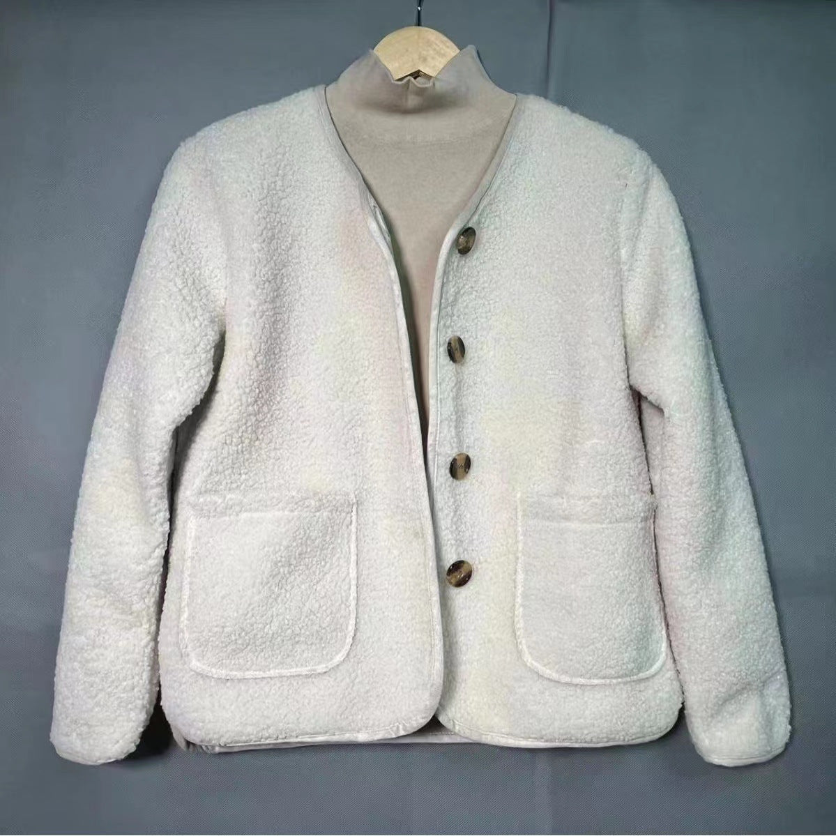 Round Neck Lamb Wool Loose Coat