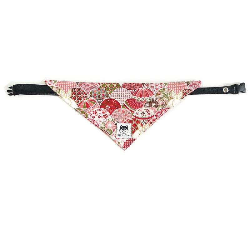 Japanese Tang Grass Pattern Dog Triangular Binder