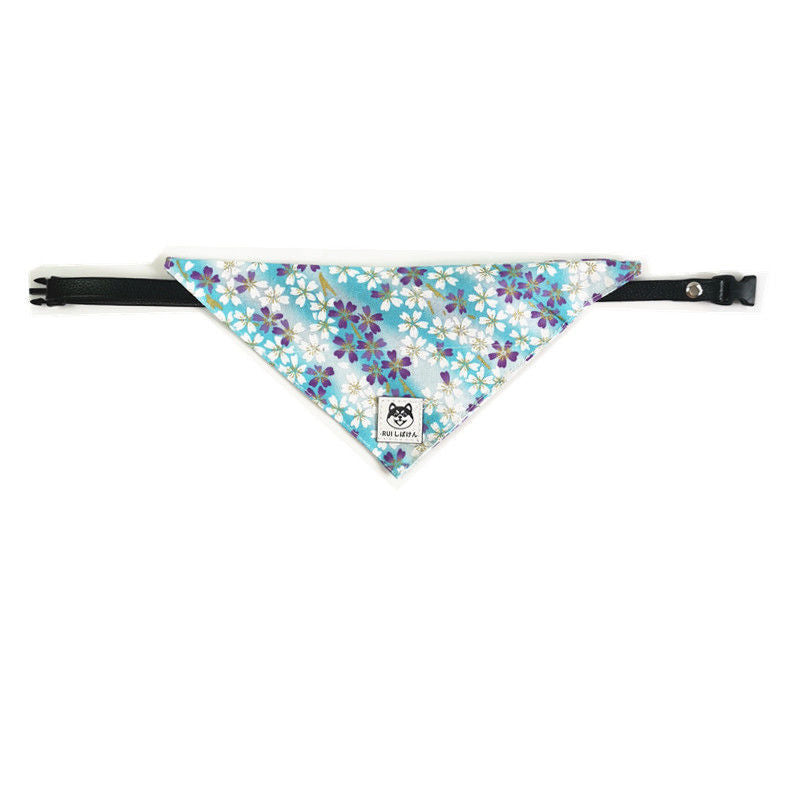 Japanese Tang Grass Pattern Dog Triangular Binder