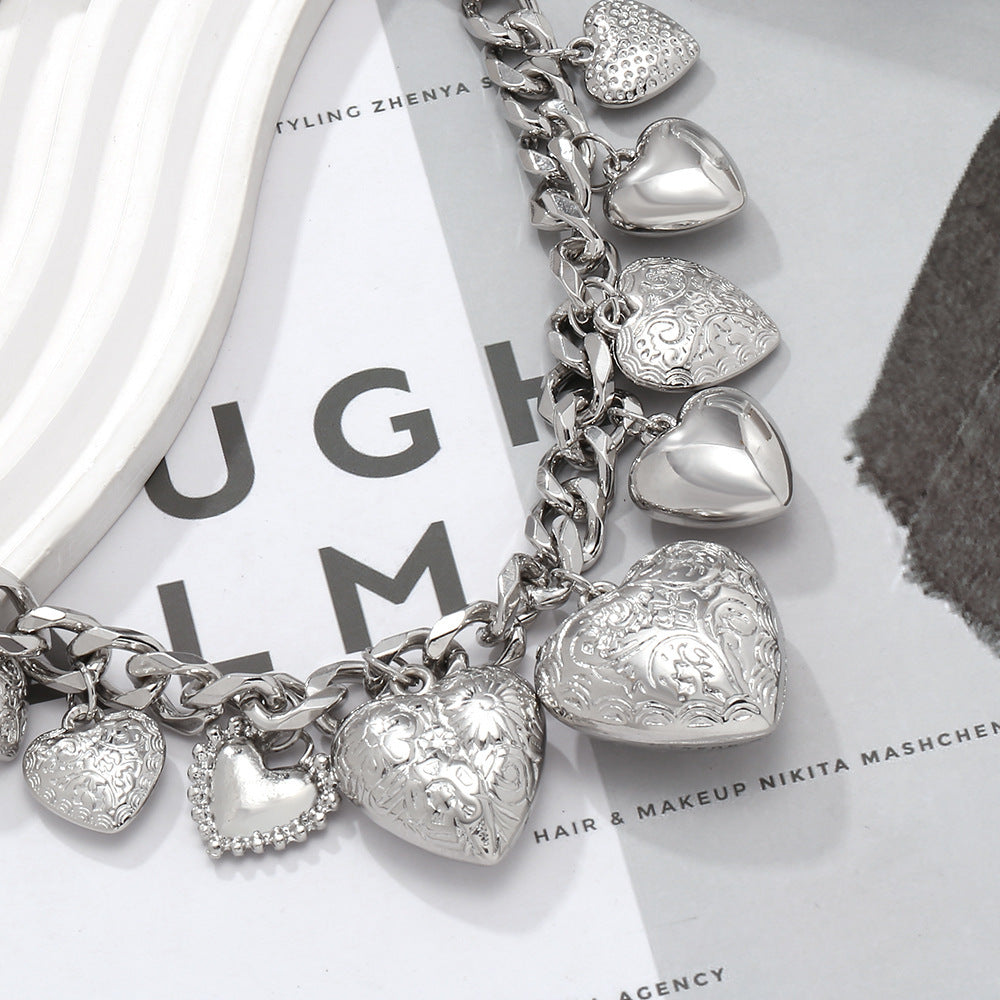 Luxury Style Carved Heart Pendant Necklace