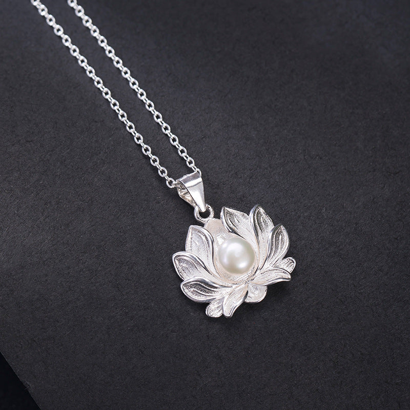 Simple Pearl Flower Fashion Lotus Women's Necklace