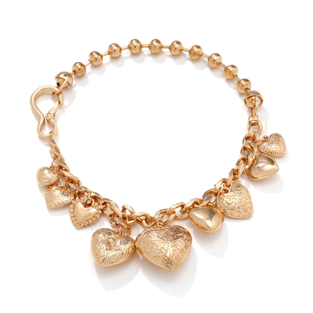 Luxury Style Carved Heart Pendant Necklace